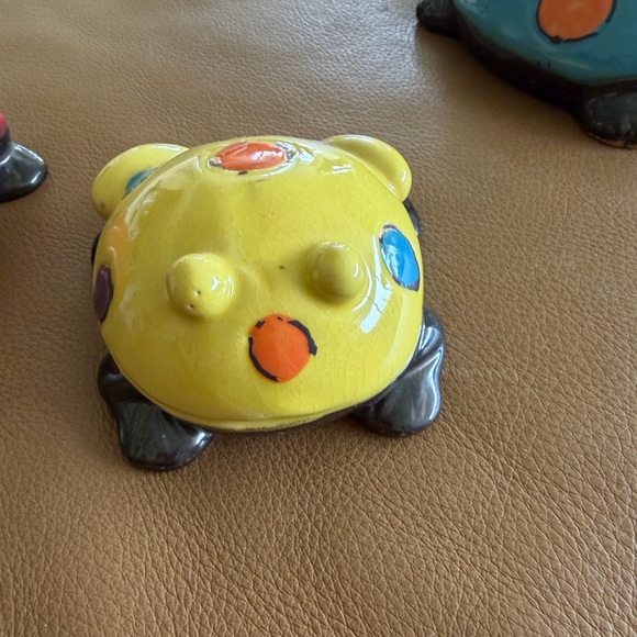 🐢CuteFamilyofTurtlesHandmadeHandPaintedCeramicVibrant Colors GlazedPapaMamaBaby - Picture 6 of 15